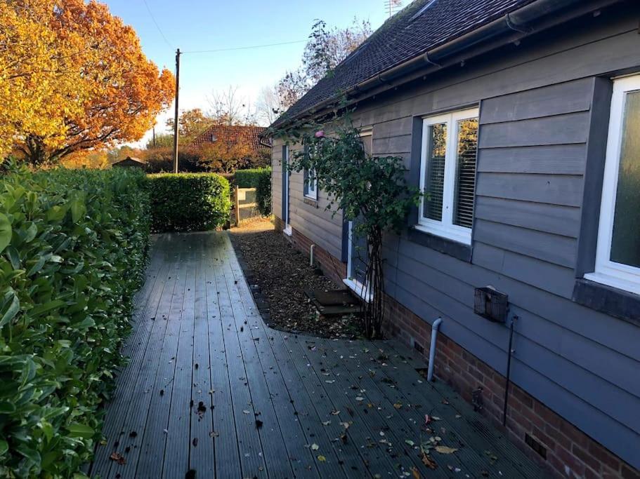 Converted Countryside Barn Inkpen Buitenkant foto
